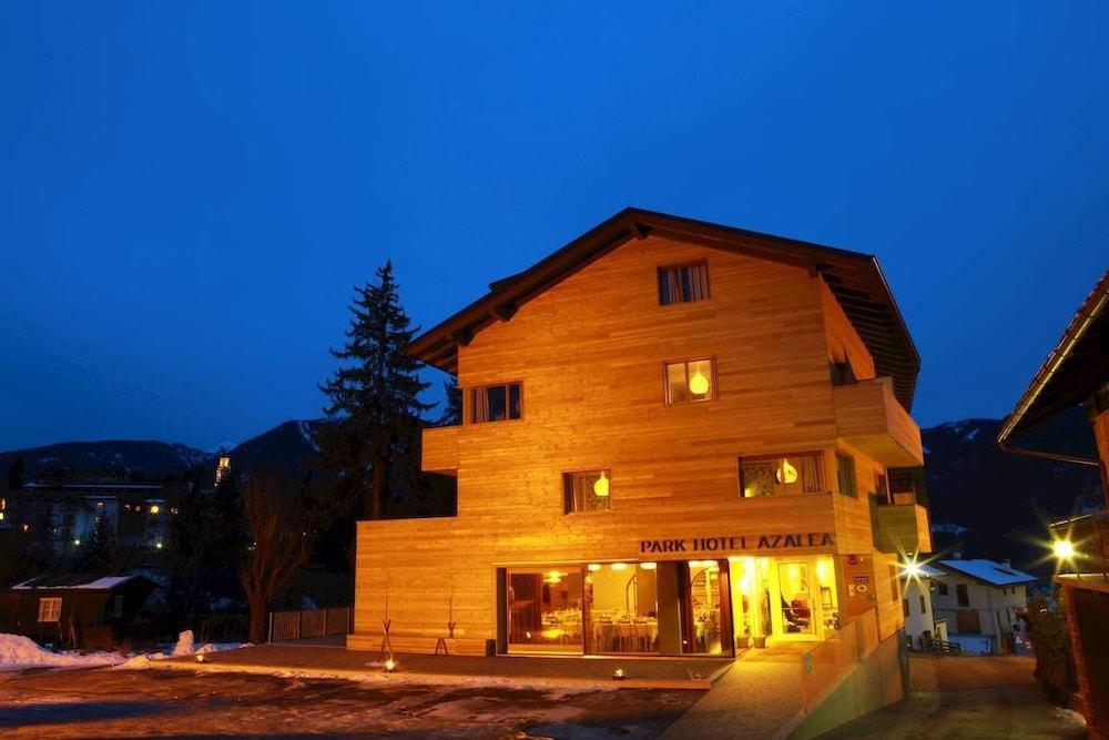 杜鹃公园酒店 卡瓦莱塞 外观 照片